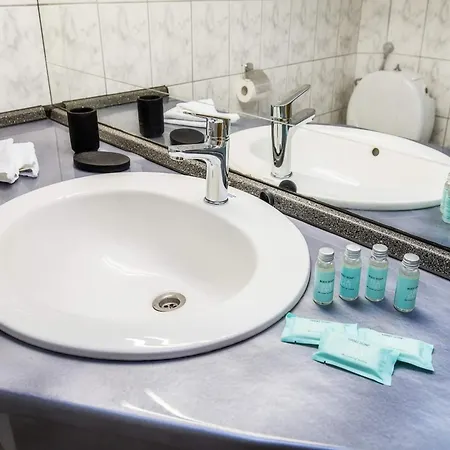 Apartment Lena 4 *