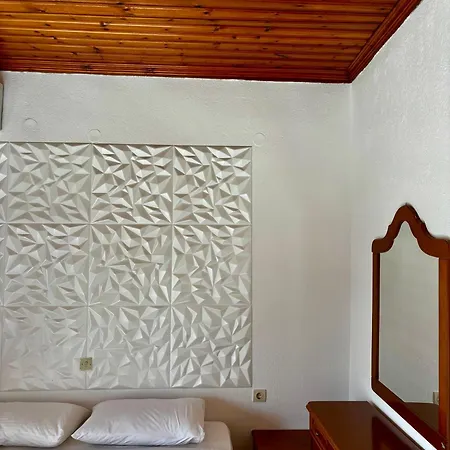 Apartment Lena 4 *