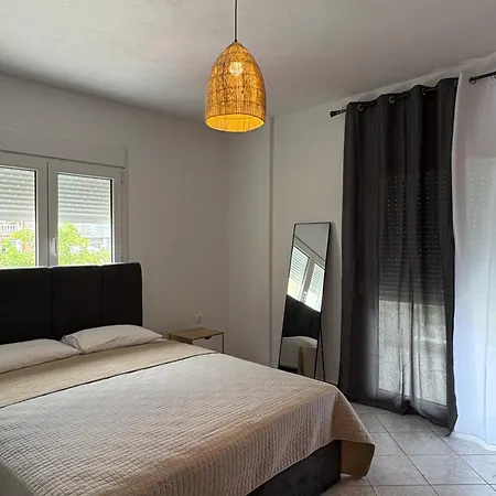 Lena 4 Apartamento Potos